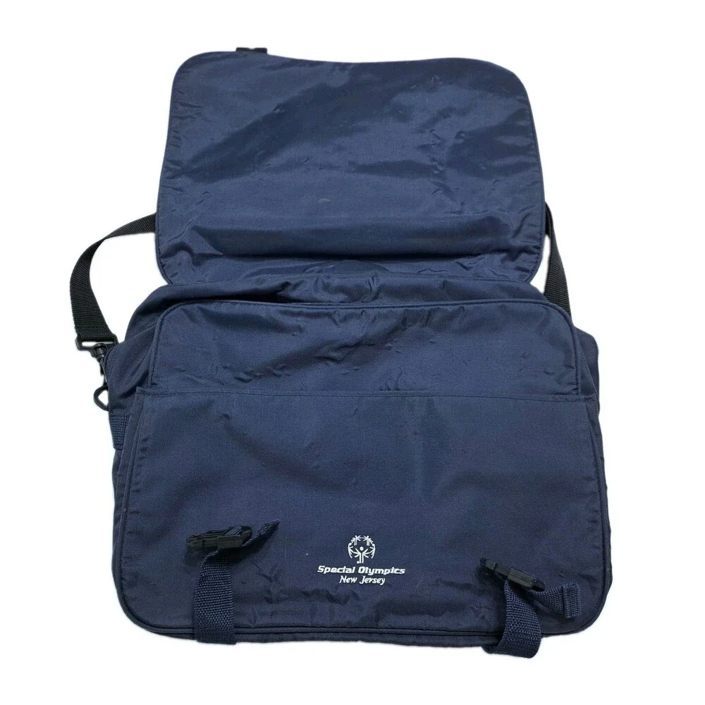 Vintage 80s Adidas B106 Messenger Bag Blue Nylon Made Taiwan Metal Zipper RARE
